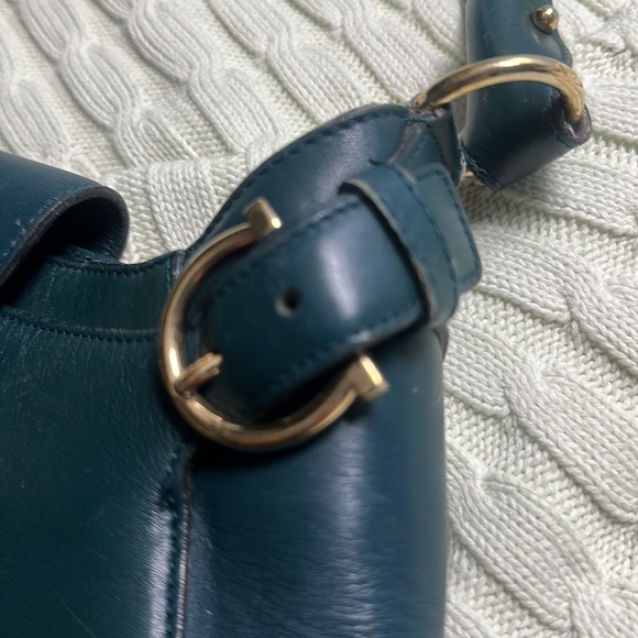 Ferragamo shoulder bag - Picture 6 of 9